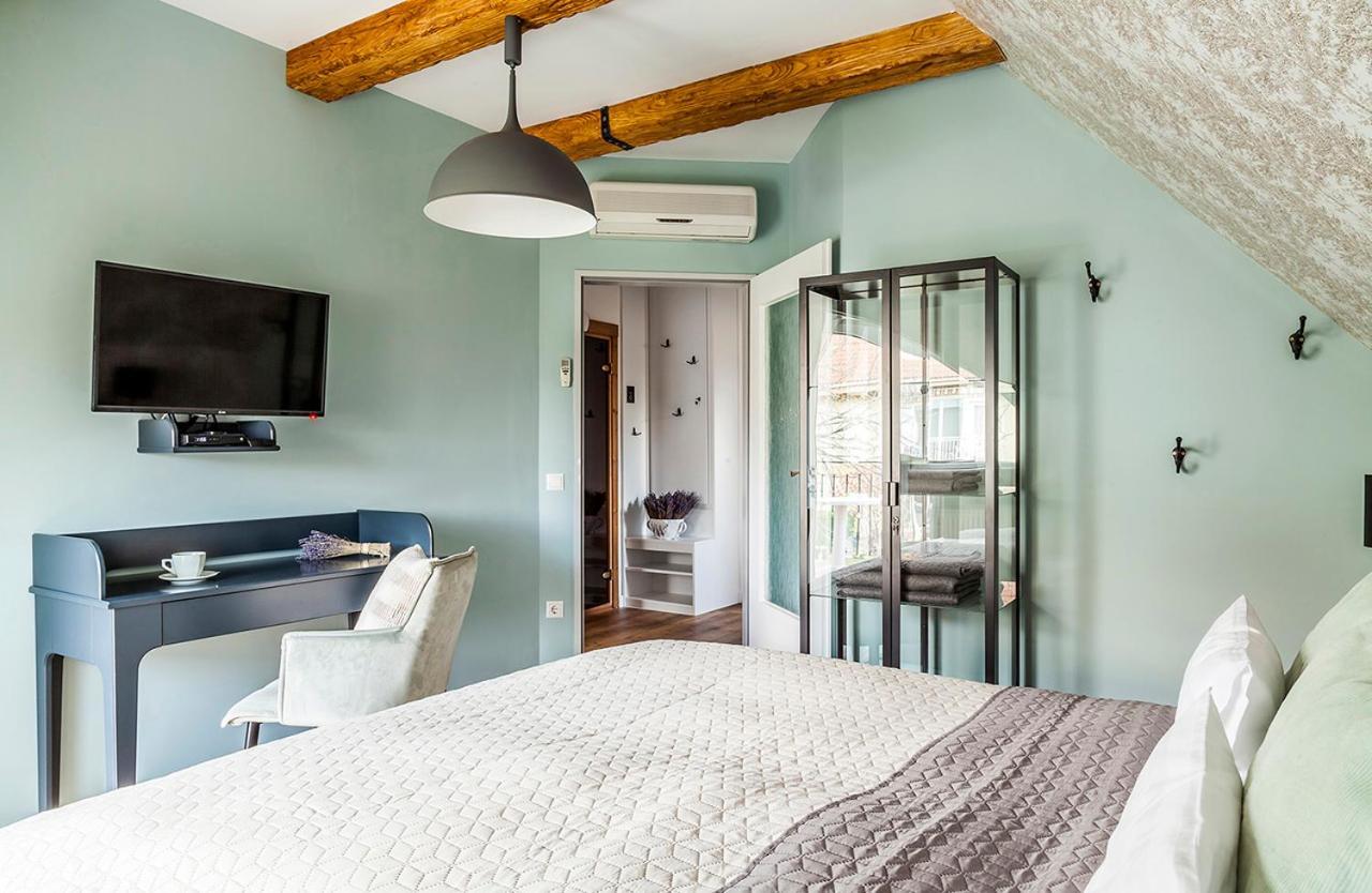 Harmonia Apartman Erkellyel Es Szaunaval Балатонфюред Экстерьер фото